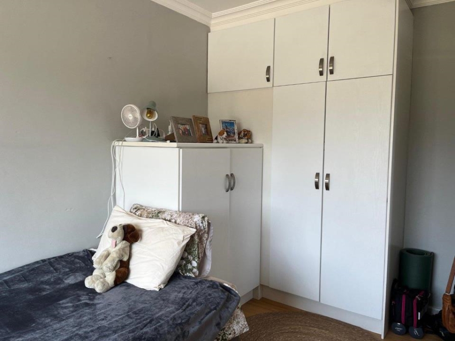 To Let 1 Bedroom Property for Rent in Strand Central Western Cape